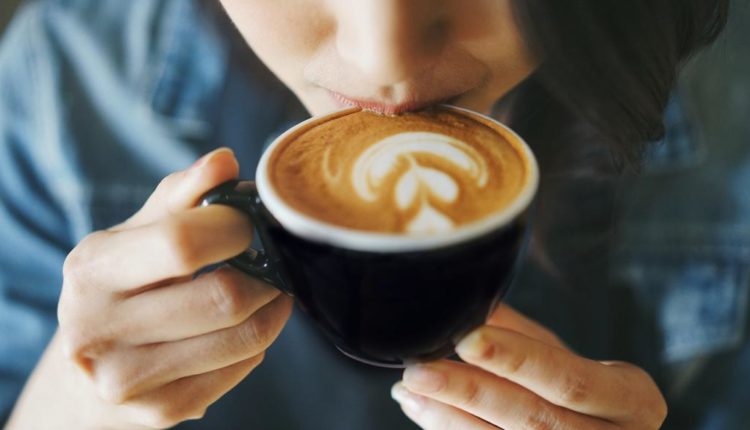 الكافيين يسبب انتشار انتروبيا الدماغ الانتروبيا