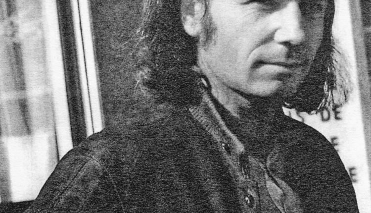 بيار كلاستر مجتمع اللادولة